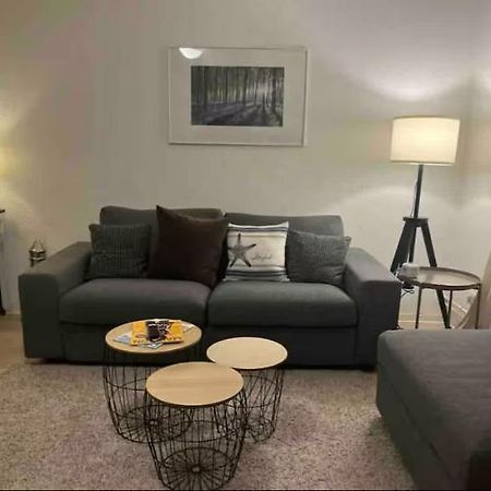 Schoene 2-Zimmerwohnung, 10 Geh-Minuten Zum Strand تيميندورفير ستراند المظهر الخارجي الصورة