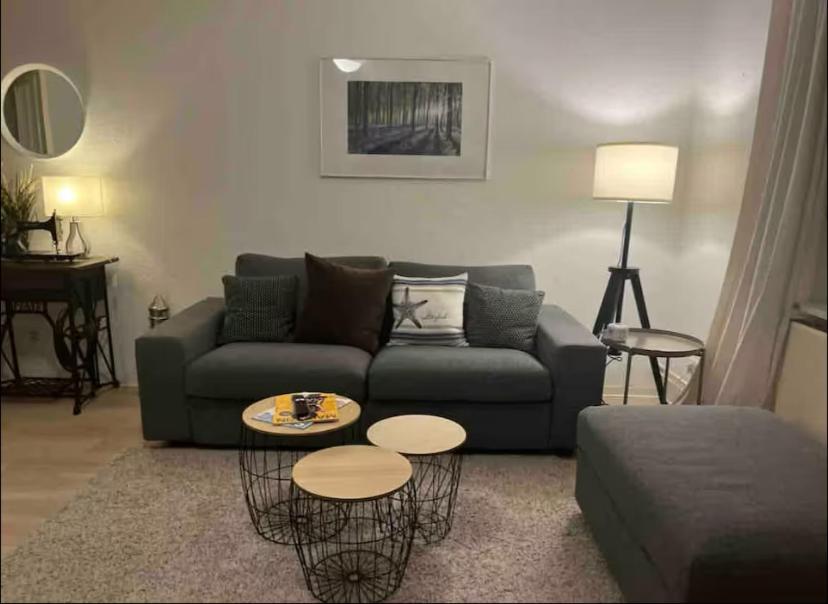 Schoene 2-Zimmerwohnung, 10 Geh-Minuten Zum Strand تيميندورفير ستراند المظهر الخارجي الصورة